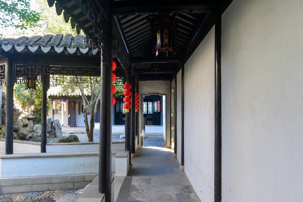 见习小魔女勇闯猪窝岛